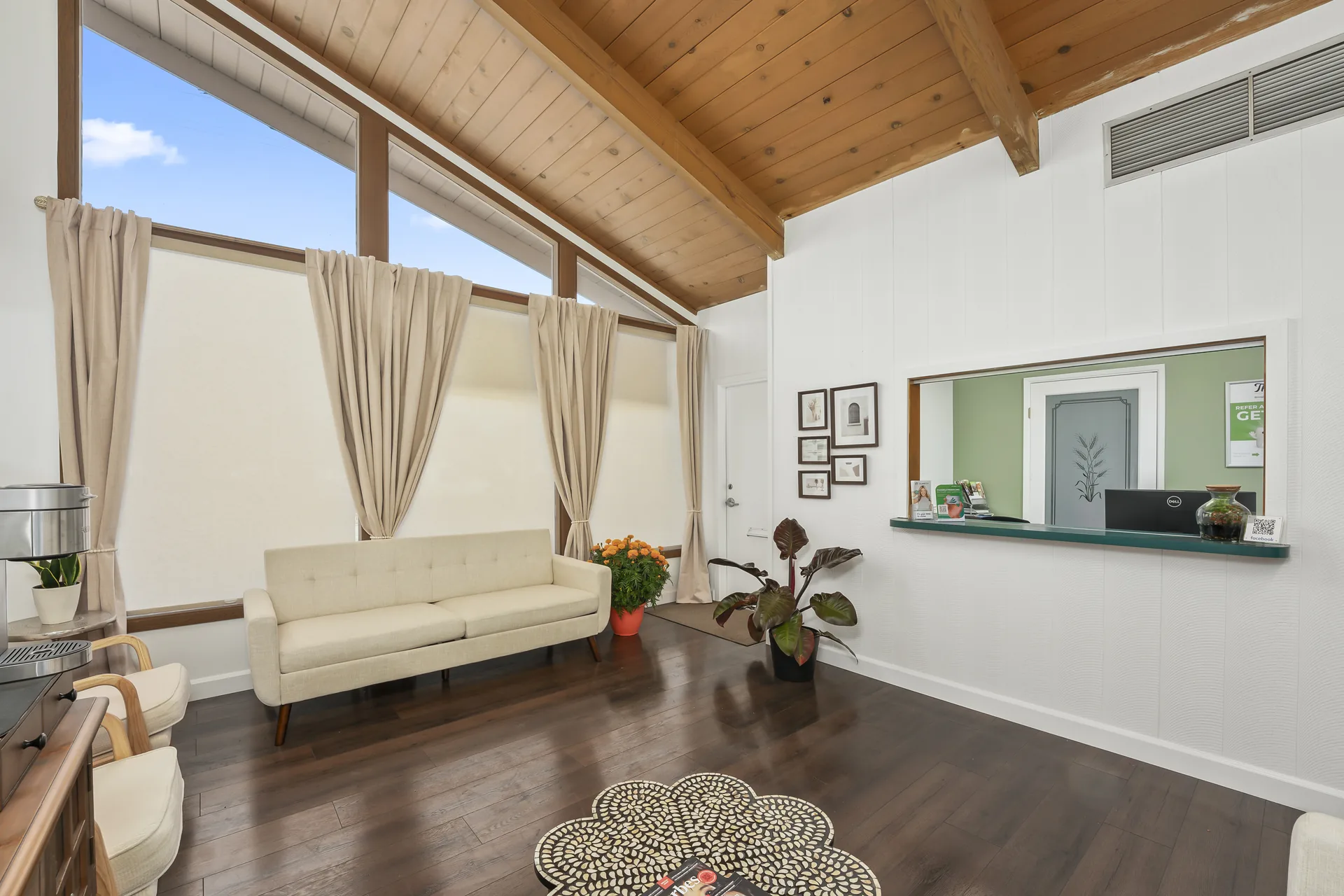 Spacious lobby with modern seating at Thrive Dental Santa Clara